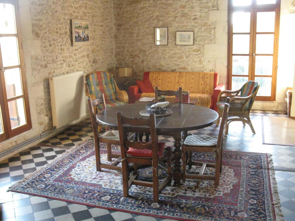 La Mejanenque Appartement Vénéjan Buitenkant foto