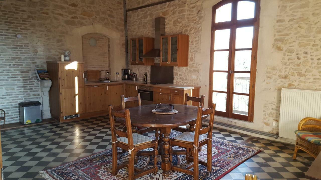 La Mejanenque Appartement Vénéjan Buitenkant foto