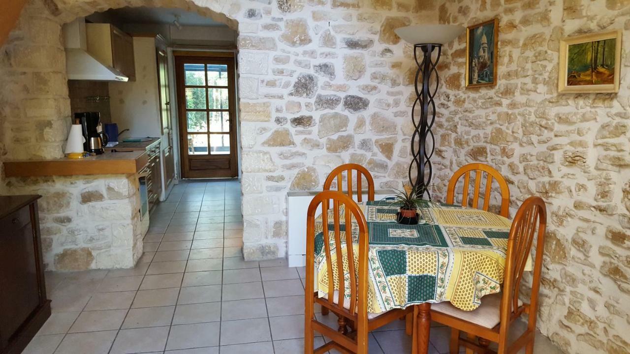 La Mejanenque Appartement Vénéjan Buitenkant foto